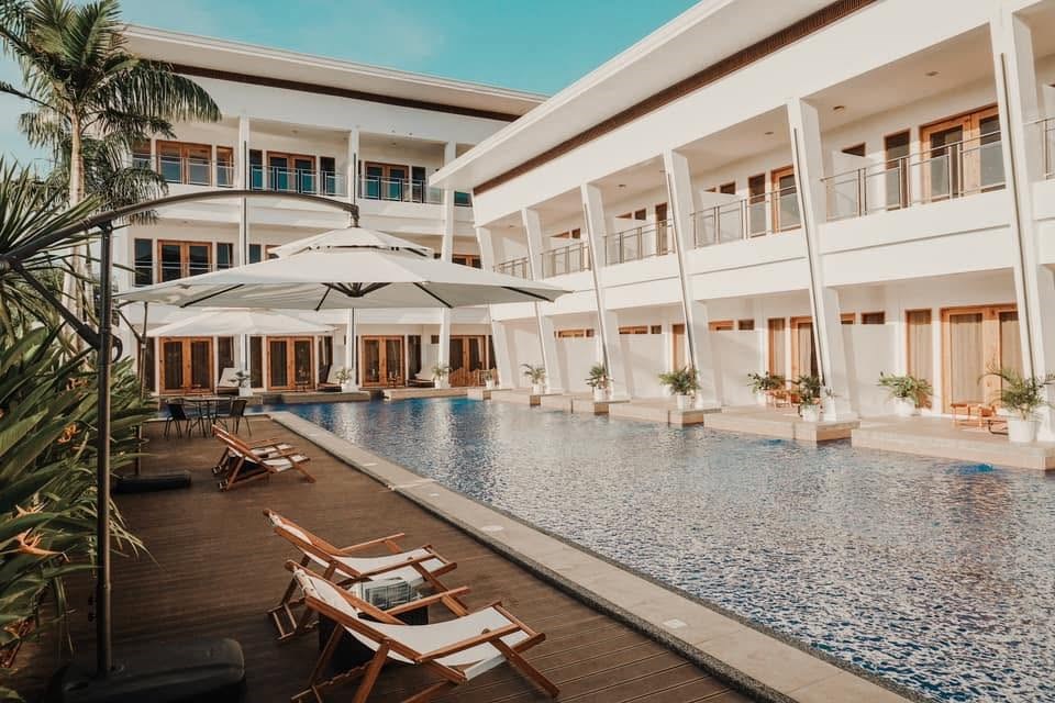 Molly Resort Bohol website